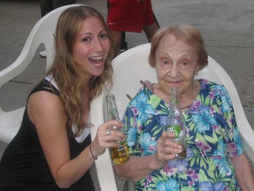 Me yiayia Me yiayia