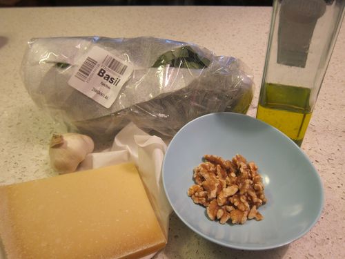 Basil Pesto ingredients