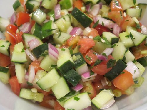 Israeli salad close 2