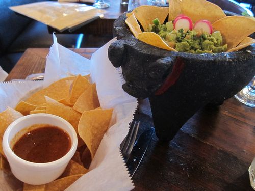 Mole guac 1